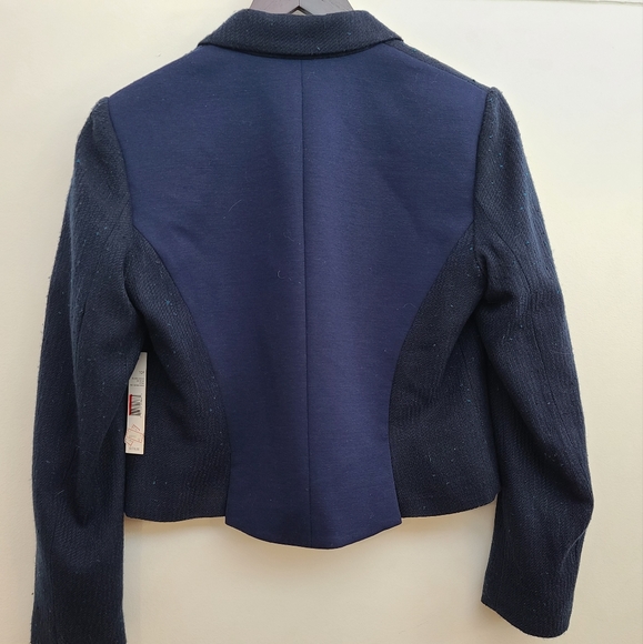 Tahari Navy Blazer - Picture 3 of 6